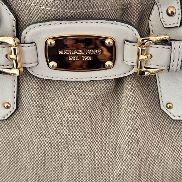 EUC Michael Kors Taupe Gansevoort
Shoulder Bag - Picture 10 of 12